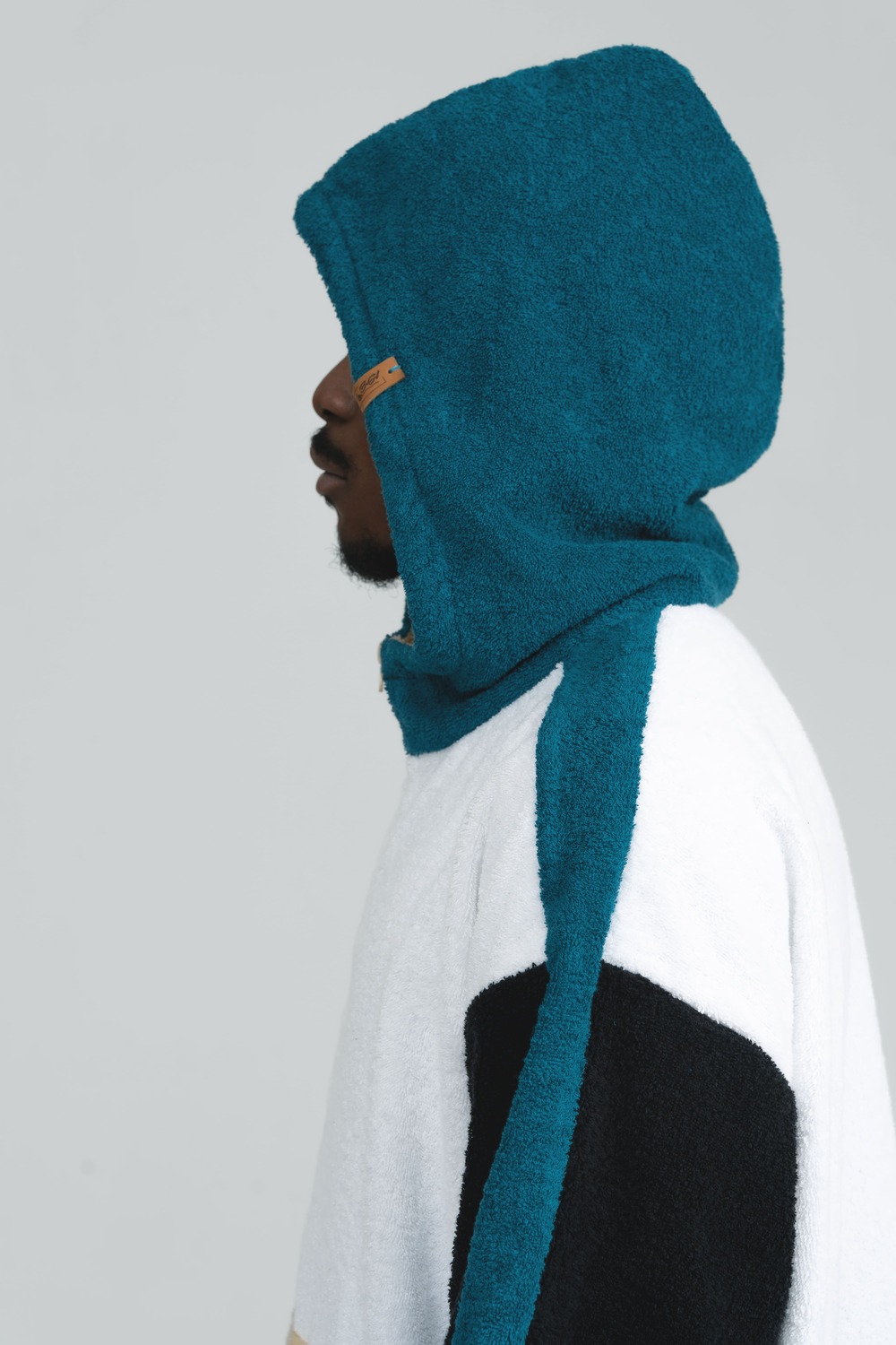 SURFING PONCHO